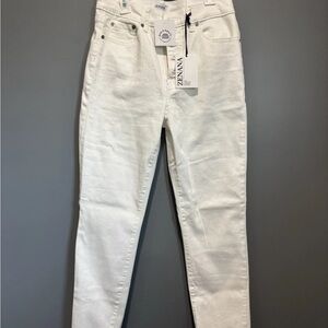 Zenana Outfitters Women's Bright White Skinny Jeans